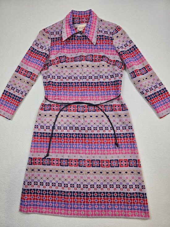 Kay Windsor Dresses & Skirts - Vintage 60s 70s Kay Windsor S/M Long-Sleeve Belted Geometric Pattern Dress